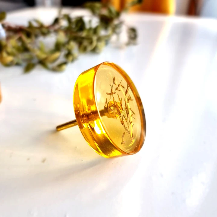honey amber pulls with grass 50mm kwadrat mle 3.jpg