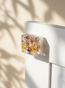 SPRING - square clear white knob